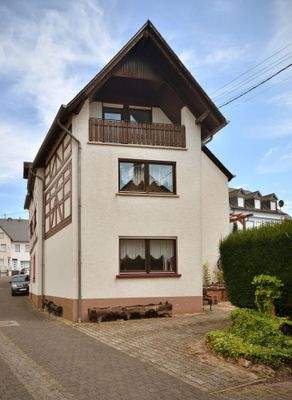 Bahnhofstraße 2 – 54492 Rachtig