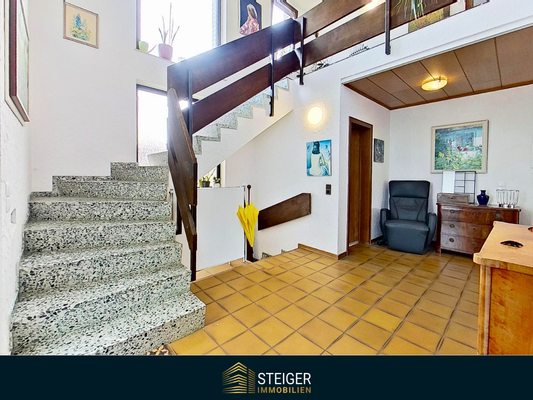 Eingangsbereich Treppenaufgang OG