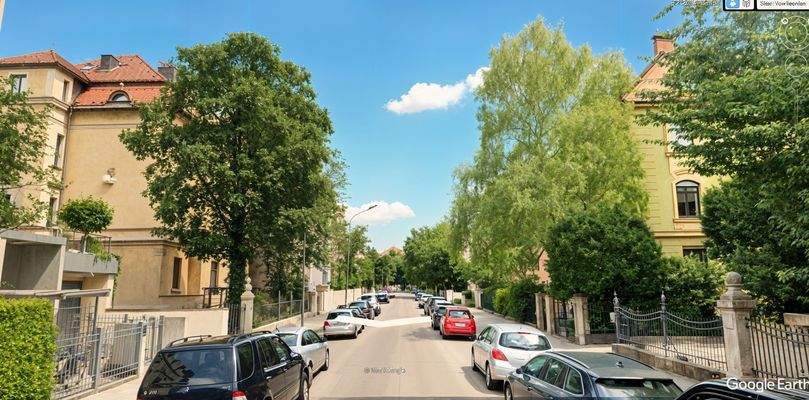 auf dem Weg zum Denkmal - Verbessert - (KI generiert)