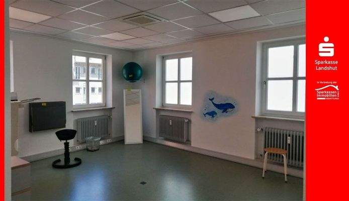 Titelbild roter Rahmen