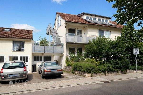 Außen-2 - (KI generiert)