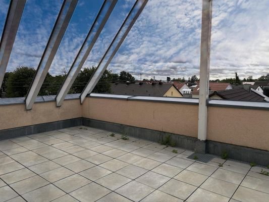 Großzügige Dachterrasse 