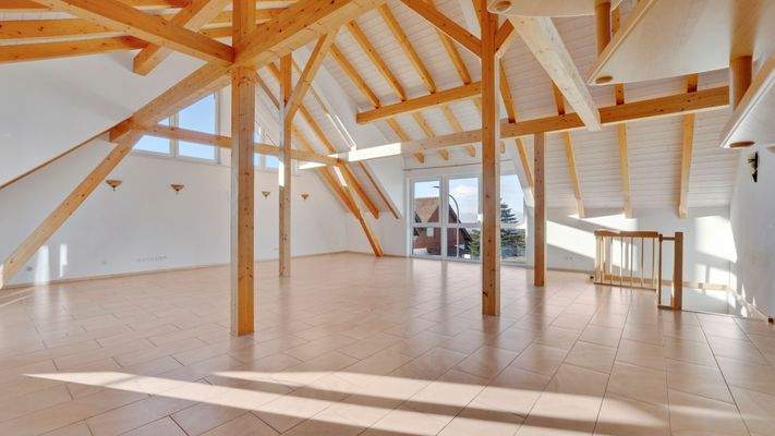 OG - Wohn-/Esszimmer