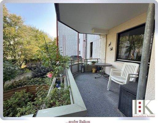 ...großer Balkon 