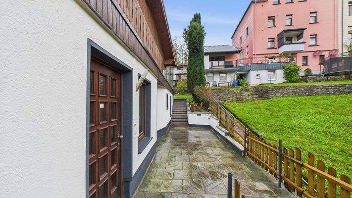 CAM03143G0-PR0197-STILL016