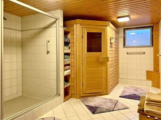 Sauna und Dusche KG