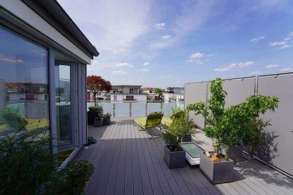 Dachterrasse mit Blick über Fürth