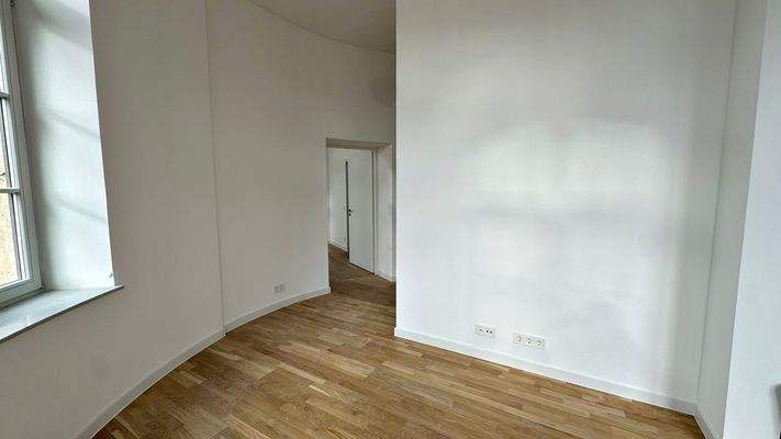 Wohnzimmerübergang zum Schlafraum