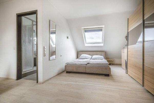 Schlafzimmer DG/WE 2