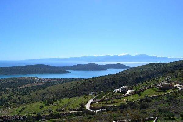 Kreta, Plaka Elounda: Großes Baugrundstück mit Meerblick in Chavgas zu verkaufen