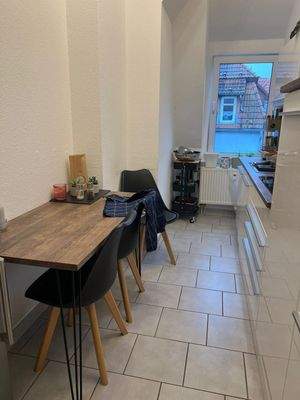 Küche mit Einbauküche