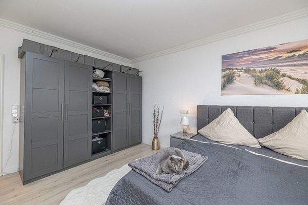 Platz für einen Kleiderschrank