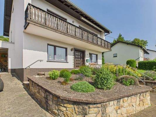 CAM01223G0-PR0148-STILL008