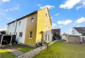 WhatsApp Image 2025-10-21 at 15.56.41(6).jpg