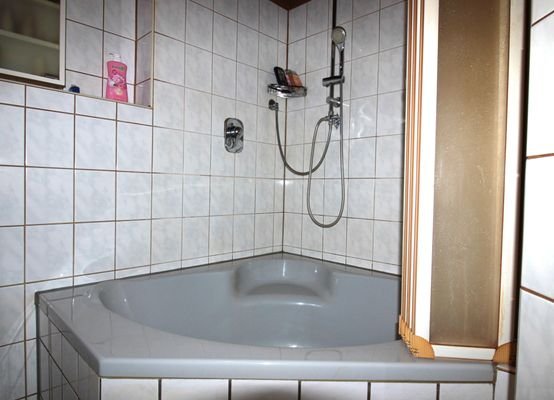 Eckbadewanne
