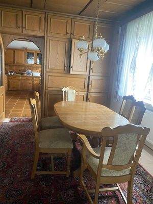 Esszimmer mit Blick in die Küche