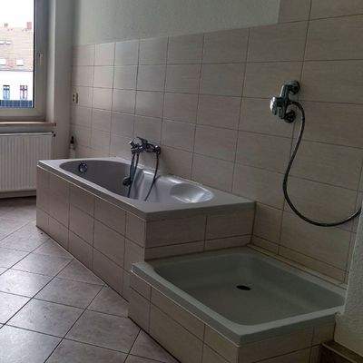 Wohnung 3.OG links - Bad