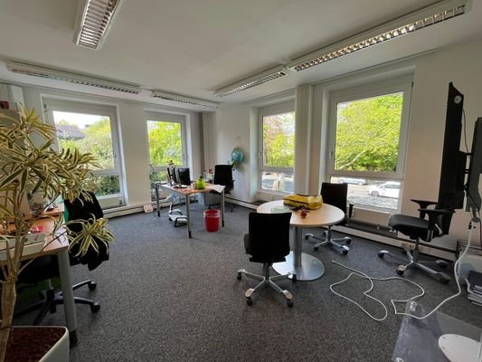 Eckbüro