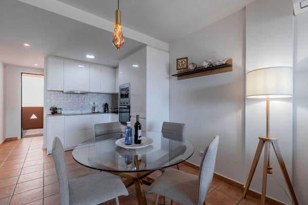 Wohnbereich und Essbereich