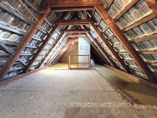 Dachboden / Ausbaureserve