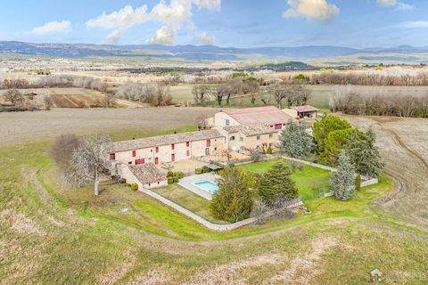 ROUSSILLON Bauernhöfe, Landwirtschaft, ROUSSILLON Forstwirtschaft