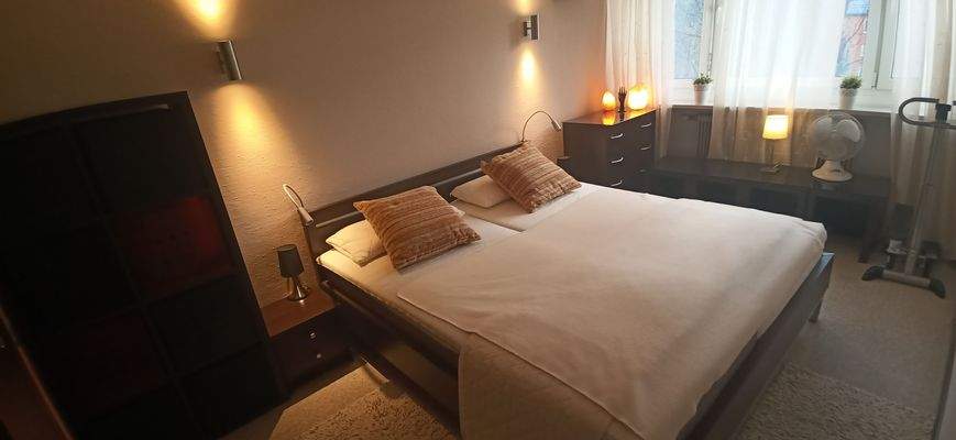 Schlafzimmer Doppelbett