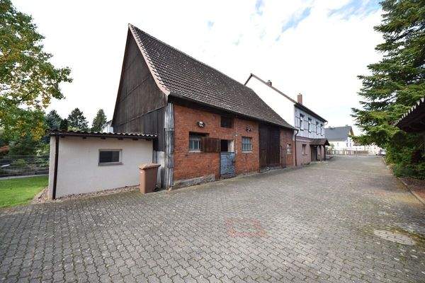 Innenhof und Wohnhaus