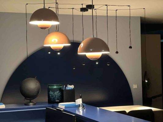 1000satellites-zeppelinstrasse