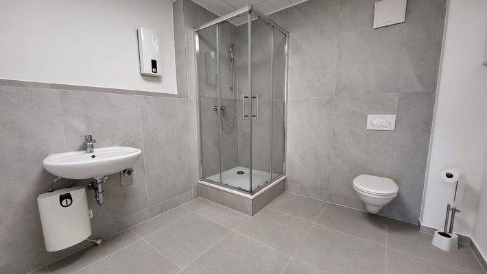 20260402_085532_resized