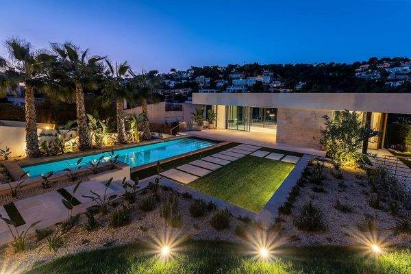 Claire Martin Lluna 23-57.JPG