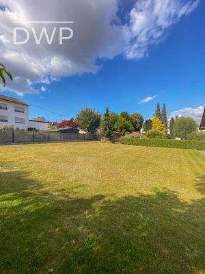 Großzügiges Grundstück