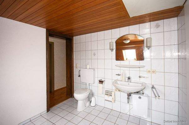 Badezimmer 1. OG Haus 13