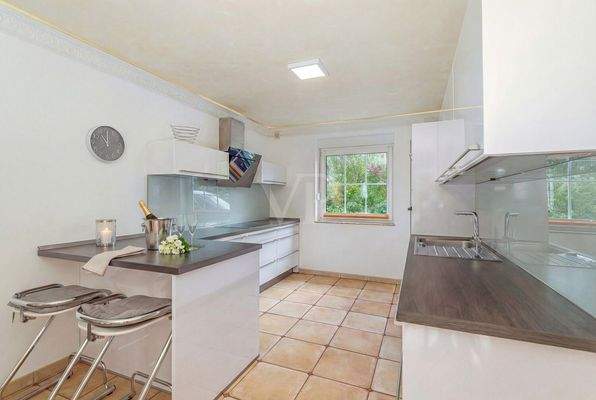 hochwertige Einbauküche