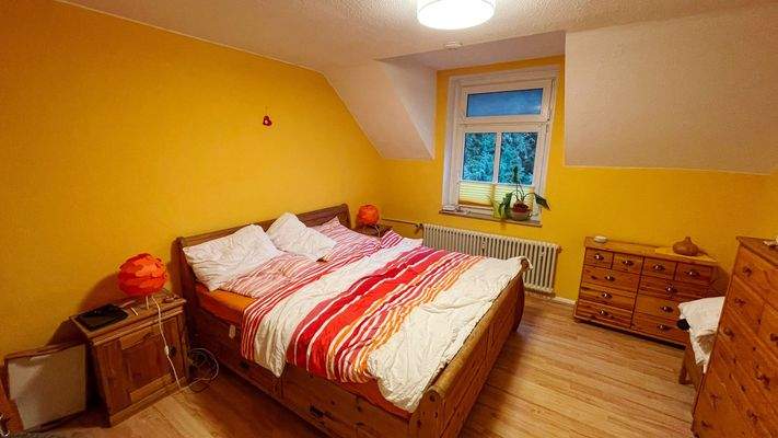 Schlafzimmer 1 OG