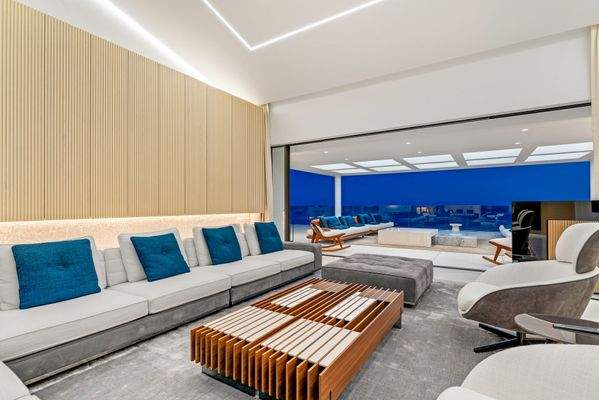 Photo: Penthouse in Estepona