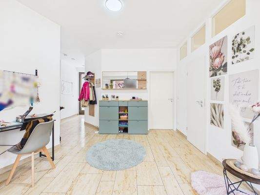 Großer Wohn- und Essbereich