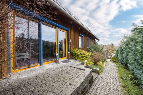 Seitlicher Gartenzugang zur Wohneinheit Nr. 2