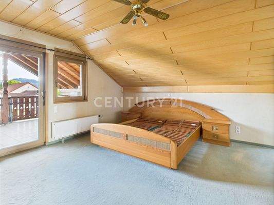 Schlafzimmer mit Balkon