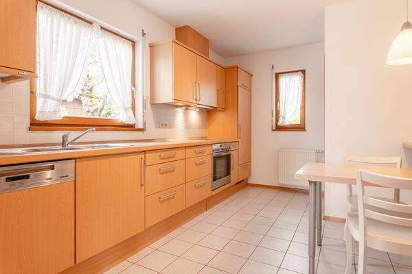 Küche mit einbauküche