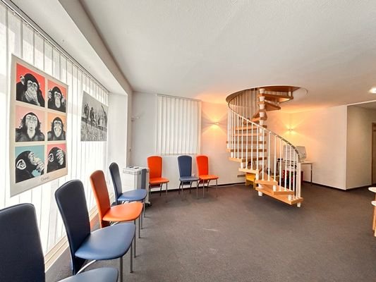 Wartebereich EG