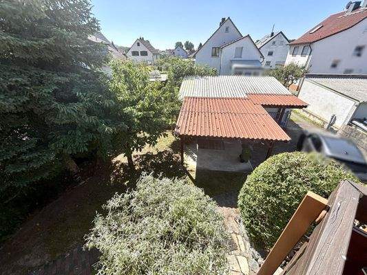 Blick von Balkon im OG