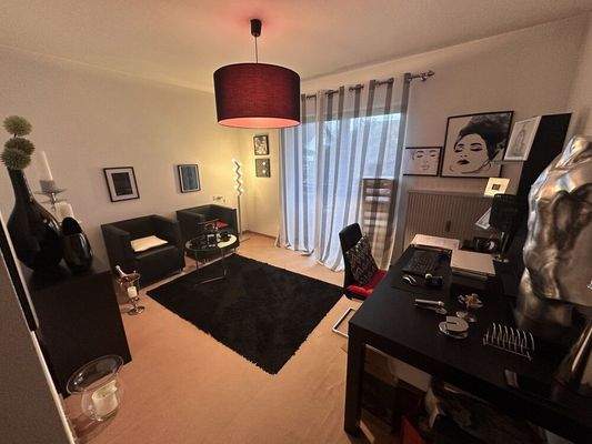 Büro / Arbeitszimmer (OG)