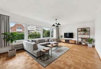 Wohnzimmer-Staging - (KI generiert)