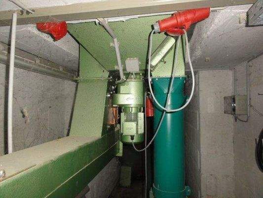 Geb.4 Hackschnitzelentnahme.JPG