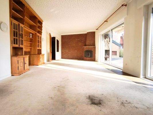 Wohnzimmer mit Kamin