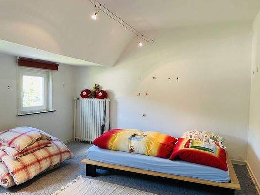 Schlafzimmer im DG