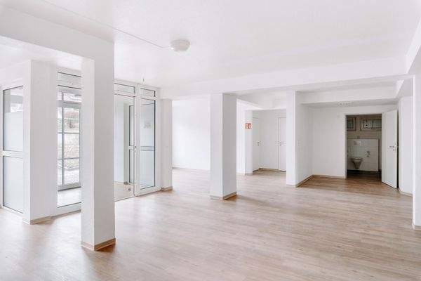 Großzügiger Eingangsbereich