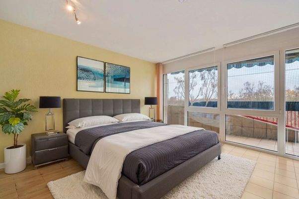 Wohnkomfort mit Weitblick (digital gestaged)