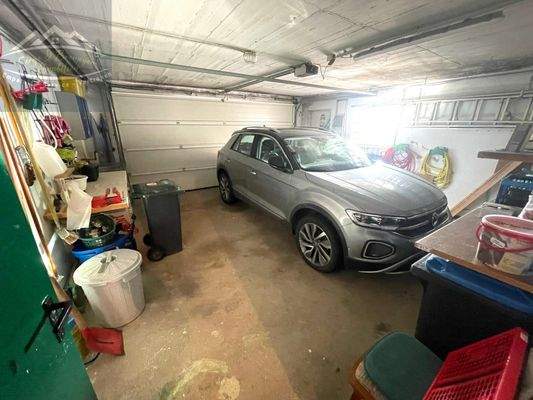 Garagenzugang vom UG