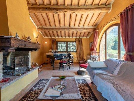 Exklusives toskanisches Landhaus mit Panoramablick auf die Türme von San Gimignano